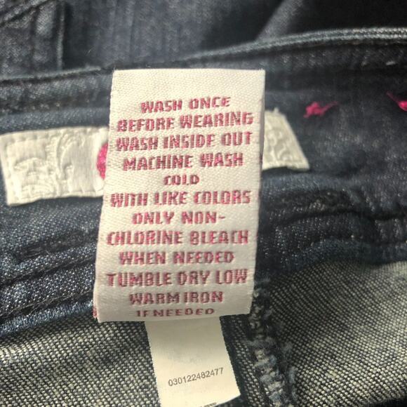 Candie's Mid Rise Cuffed Jean Shorts Dark Wash Size 5 - Picture 8 of 9